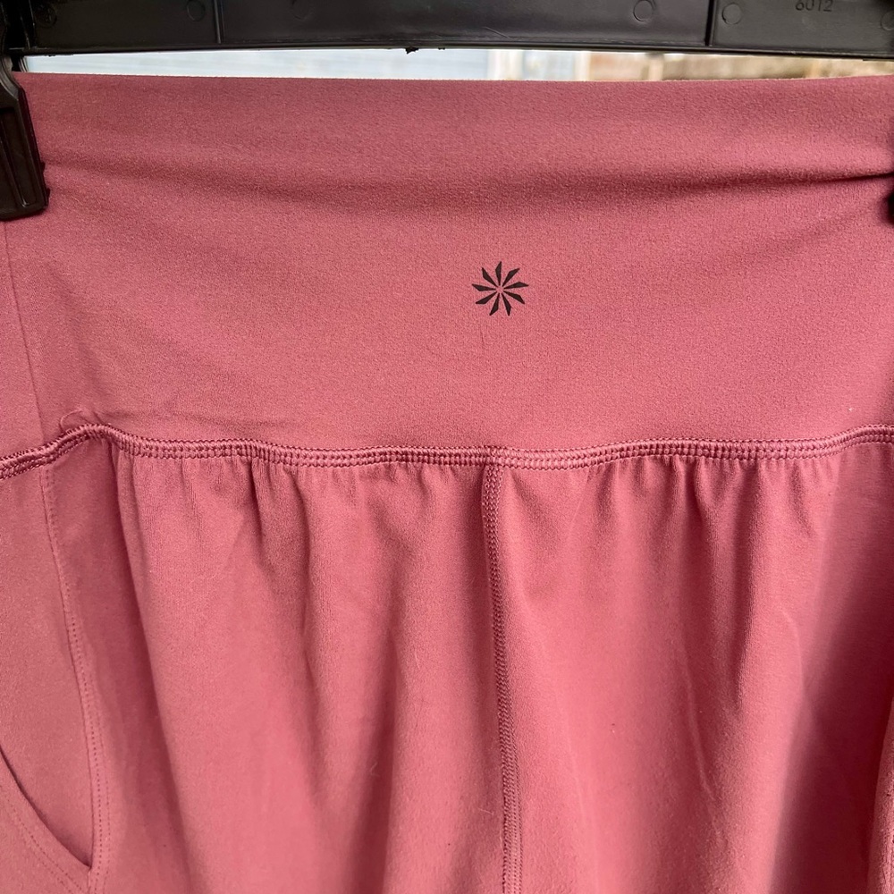Athleta Salutation Cargo Jogger Pockets Tawny Rose S Powervita High Rise Capri - Picture 6 of 8